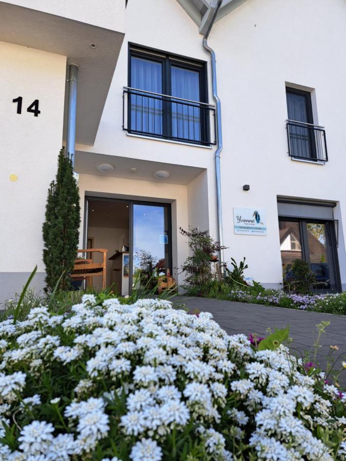 Pension Yvonne Rust Exteriör bild