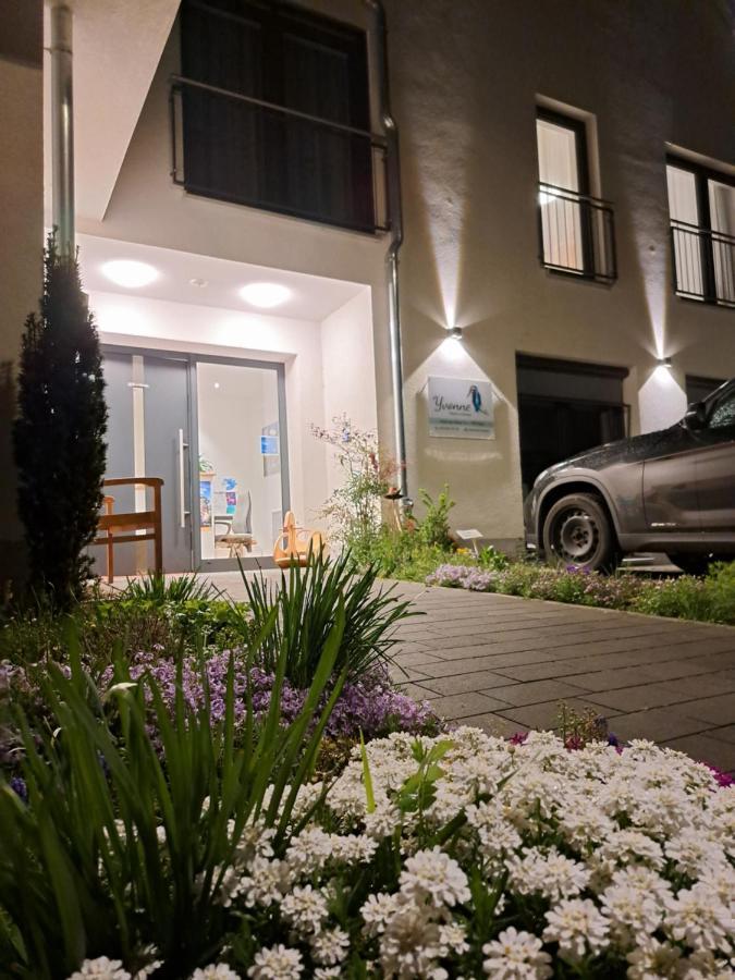 Pension Yvonne Rust Exteriör bild
